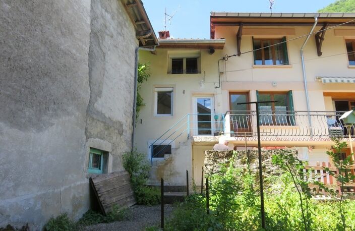 Dpt Ain (01), à vendre CHALEY maison P3 de 52 m² avec terrain non attenant de 351 m² — photo 2