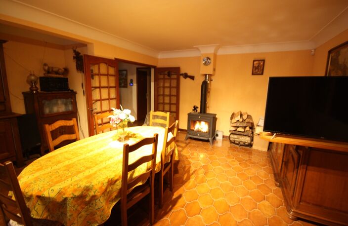 Maison à vendre 5 pièces de 135 m² sur terrain de 723 m² SAINT RAMBERT EN BUGEY (01) — photo 4