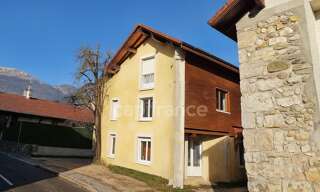 Maison 16 Pièces 340 m² à vendre à Crozet (01170)
