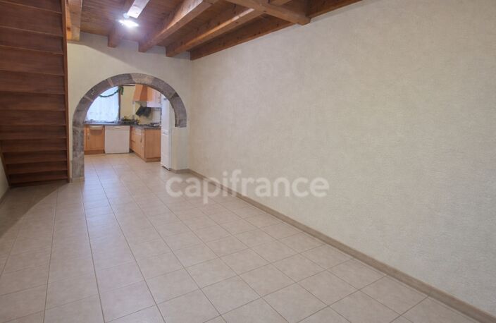 Ancienne ferme réhabilitée – 4 appartements T4 en triplex – Crozet — photo 5