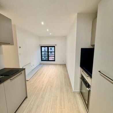 Appartement 1 pièces 470 €