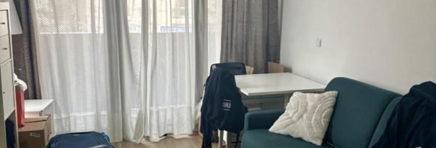 Appartement 1 Pièce 28 m² à louer à Paris 15 (75015)