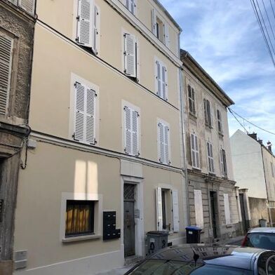 Appartement 1 pièces 660 €