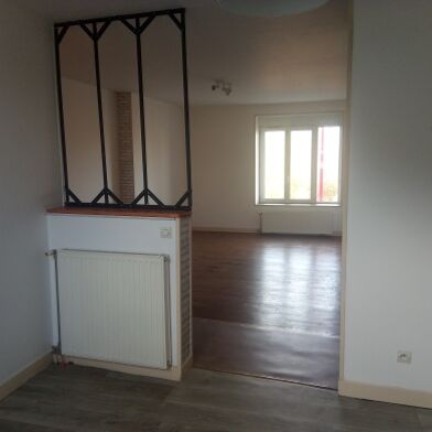 Appartement 4 pièces 480 €