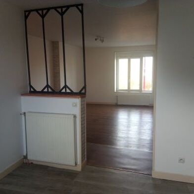 Appartement 4 pièces 480 €