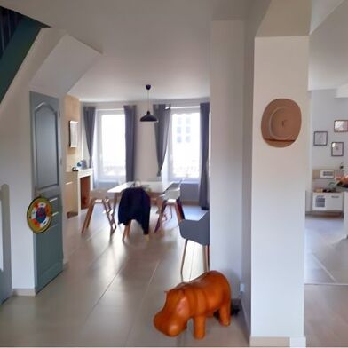 Appartement 6 pièces 1240 €