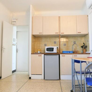 Appartement 1 pièces 590 €