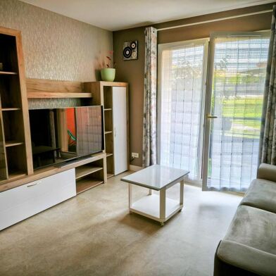 Appartement 3 pièces 800 €