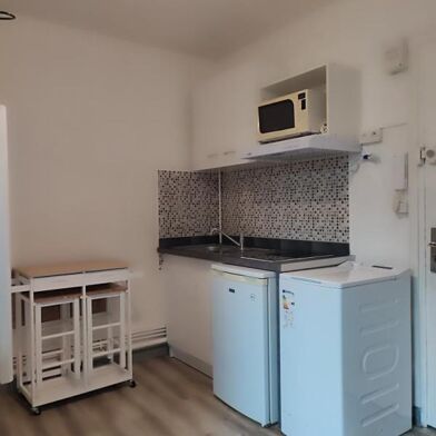 Appartement 1 pièces 630 €