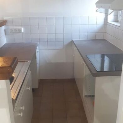 Appartement 2 pièces 830 €