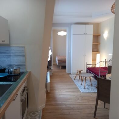 Appartement 2 pièces 1140 €