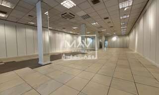 Commerce  280 m² à louer à Saint-Omer (62500)