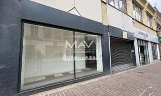 Commerce  280 m² à louer à Saint-Omer (62500)