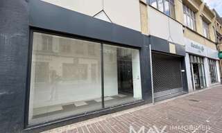 Commerce  280 m² à louer à Saint-Omer (62500)