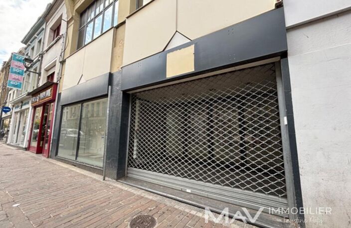 SAINT-OMER - LOCAL COMMERCIAL RUE DE DUNKERQUE — photo 2
