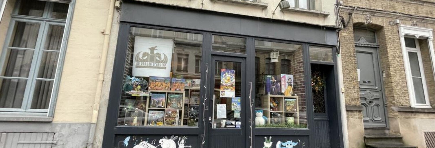 Commerce  117 m² à louer à Saint-Omer (62500)