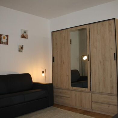 Appartement 1 pièces 720 €