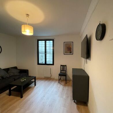 Appartement 1 pièces 1100 €