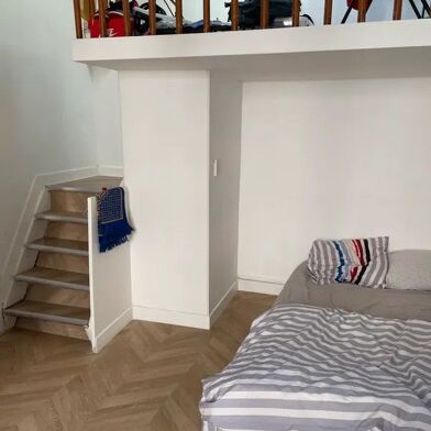 Appartement 2 pièces 1300 €