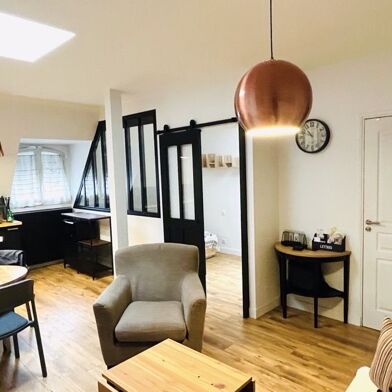 Appartement 1 pièces 1588 €