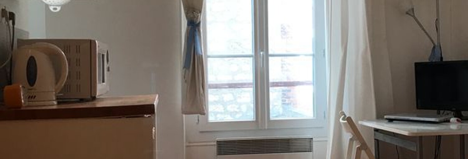 Appartement 1 Pièce 15 m² à louer à Paris 7 (75007)