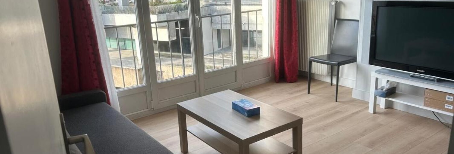 Appartement 1 Pièce 77 m² à louer à Puteaux (92800)