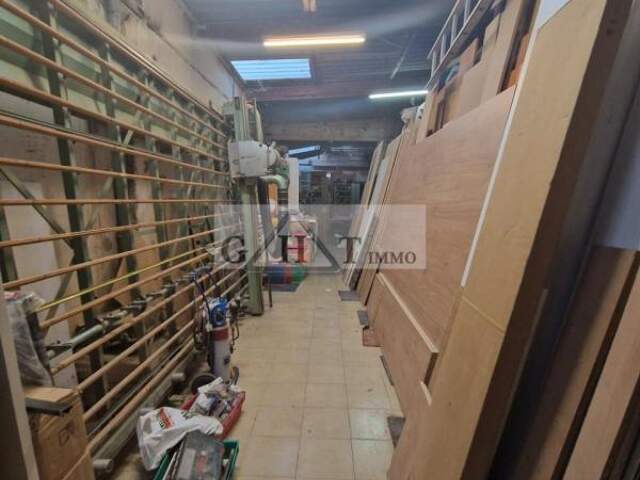 A VENDRE 130 M² ENTREPOT A DRANCY — photo du bien