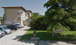 property.type.service  151 m² à louer à L'Isle-sur-la-Sorgue (84800)