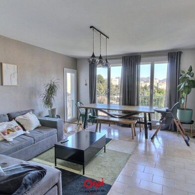 Appartement 4 pièces 204000 €