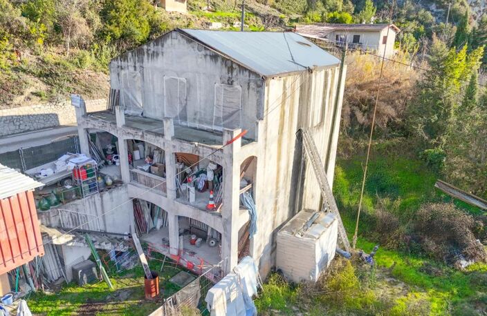 A vendre maison principale 120 m² + autre maison à terminer 230 m² à DRAP — photo 3