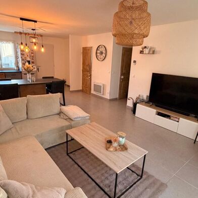 Maison 3 pièces 1075 €