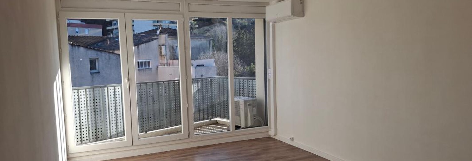 Appartement 1 Pièce 24 m² à louer à Nîmes (30900)