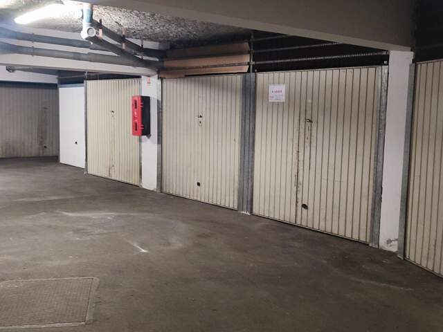 Parking À Vendre — photo du bien