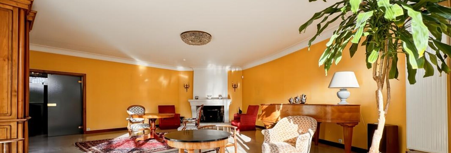 Maison 8 Pièces 371 m² à vendre à Nantes (44100)