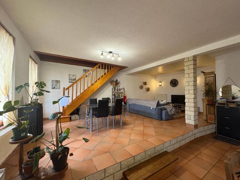 Appartement 112 m² avec terrasse et terrain – place de parking - Petite copropriété — photo 1