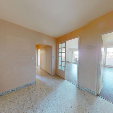 Appartement 4 pièces 233000 €