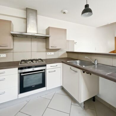 Appartement 3 pièces 993 €