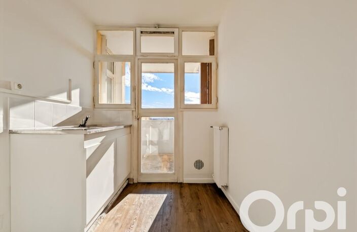 Appartement T4 – 76 m² – 3 chambres – Lumineux – Orange — photo 5