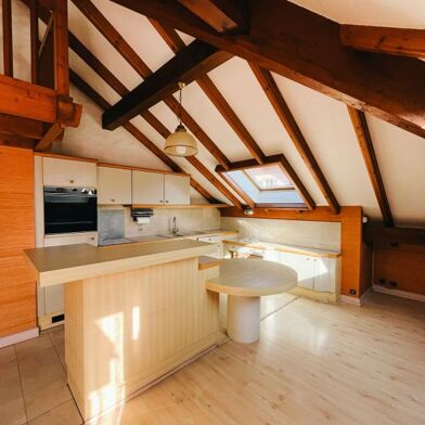 Appartement 3 pièces 1100 €