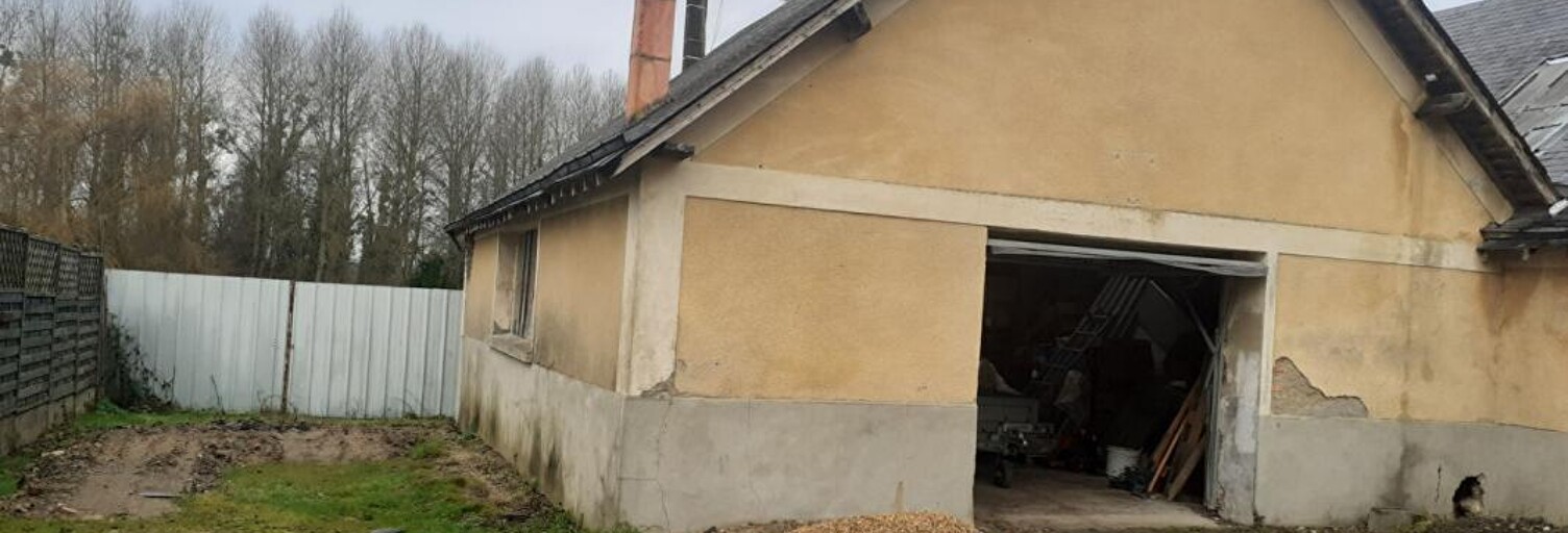 Garage  70 m² à vendre à Baugé-en-Anjou (49150)