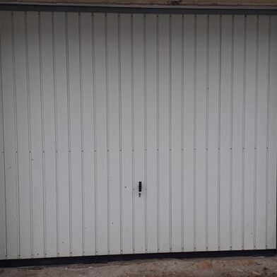 Garage  28990 €