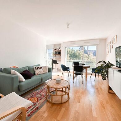 Appartement 3 pièces 990 €