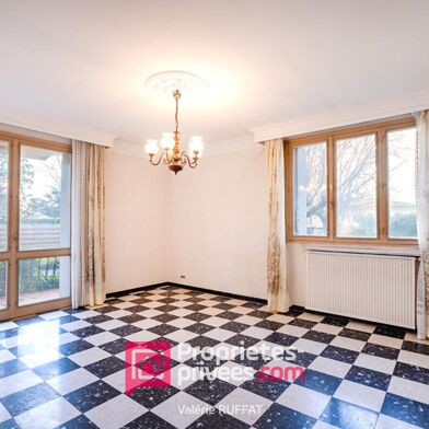 Maison 4 pièces 250000 €