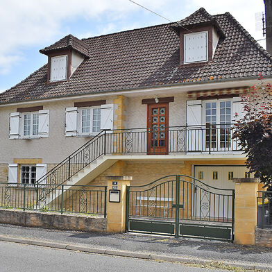 Maison 7 pièces 227600 €