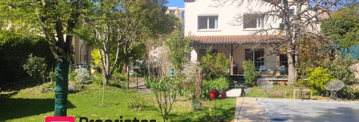 Maison 7 Pièces 215 m² à vendre à Cahors (46000)