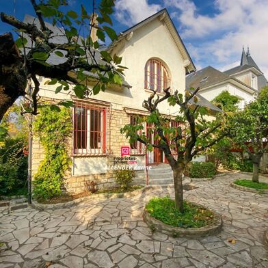 Maison 8 pièces 349000 €