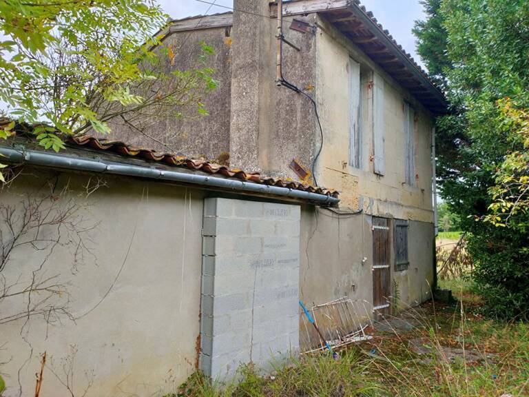 MAISON 120 M² A RENOVER AVEC GARAGE + 850 M² DE TERRAIN — photo 1