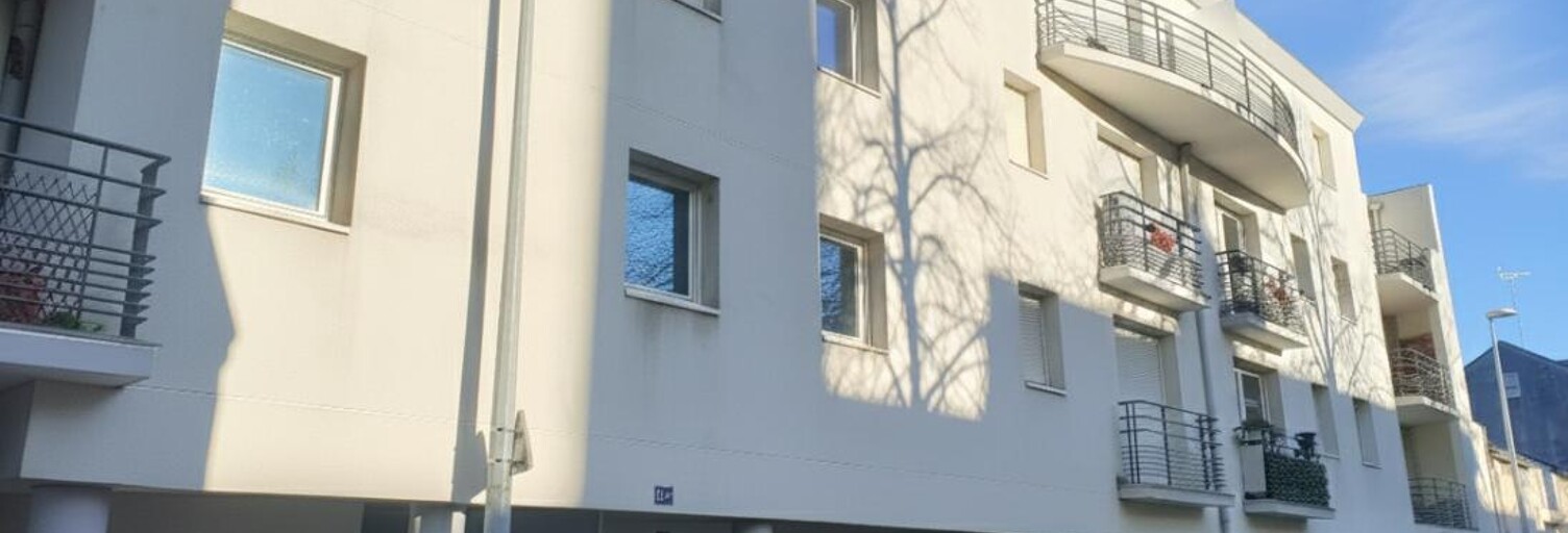 Garage   m² à vendre à Nantes (44000)