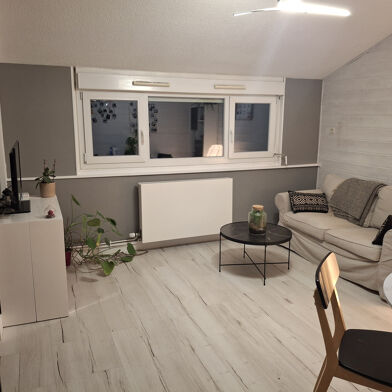 Appartement 2 pièces 700 €