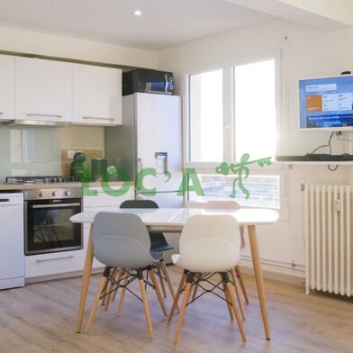 Appartement 4 pièces 1181 €